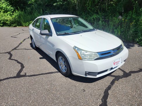 Used 2009 Ford Focus SE image 3