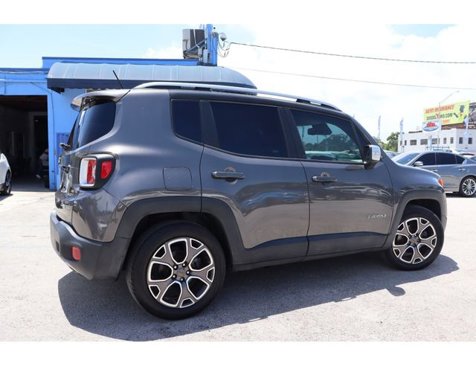 Used 2017 Jeep Renegade Limited image 8