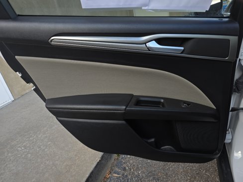 Used 2020 Ford Fusion S image 26