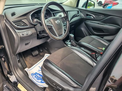 Used 2018 Buick Encore Preferred image 9