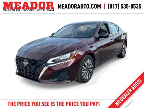 Used 2024 Nissan Altima 2.5 SV image 1