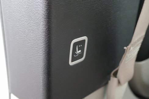 Used 2021 Chrysler Pacifica Touring-L image 24