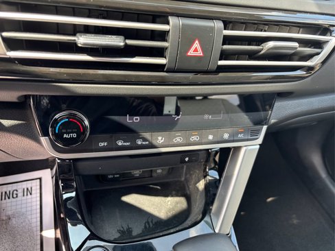 Used 2021 Kia Seltos SX w/ SX Sunroof Package image 31