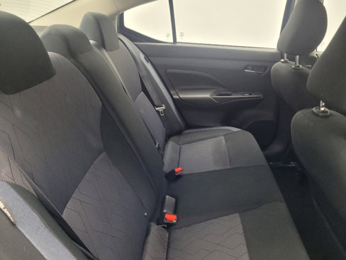 Used 2023 Nissan Versa SV image 19