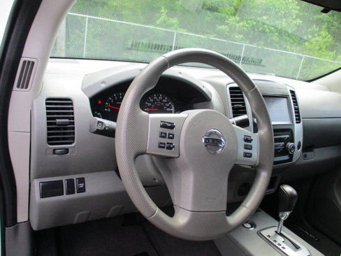 Used 2021 Nissan Frontier S image 11