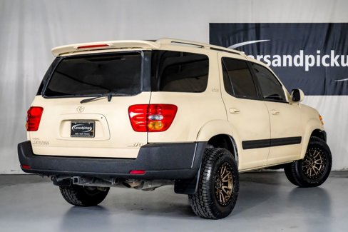 Used 2004 Toyota Sequoia SR5 image 8