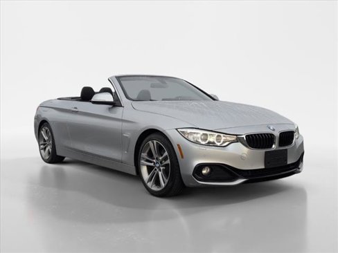 Used 2017 BMW 430i Convertible image 2