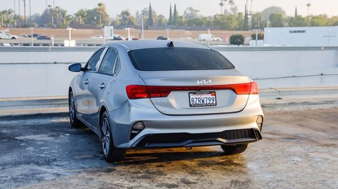 Used 2022 Kia Forte LXS image 6