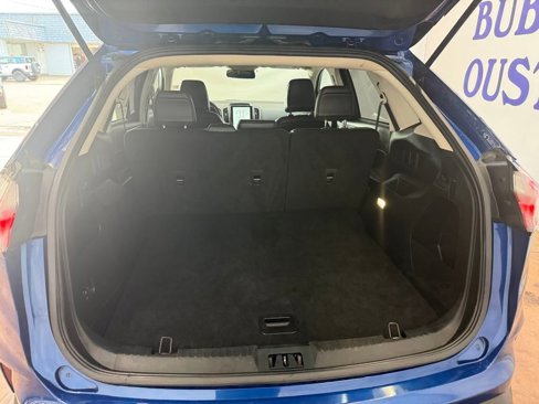 Used 2023 Ford Edge SEL image 16