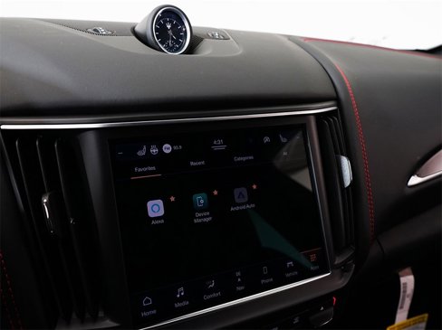 New 2024 Maserati Levante GT Ultima image 12