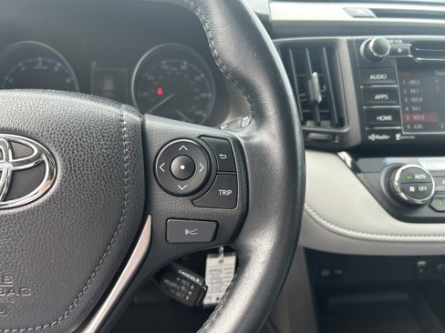 Used 2017 Toyota RAV4 XLE image 10