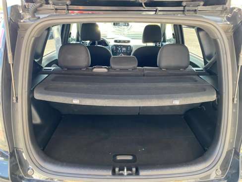 Used 2018 Kia Soul + image 25