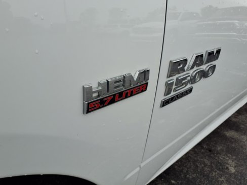 Certified 2020 RAM 1500 Classic SLT image 6
