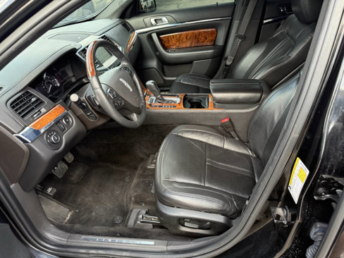 Used 2015 Lincoln MKS AWD w/ Equipment Group 101A image 21