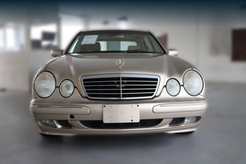 Used 2000 Mercedes-Benz E 320 Sedan image 5