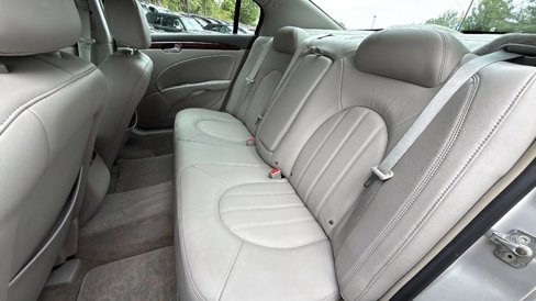 Used 2007 Buick Lucerne CXL w/ Luxury Package image 17