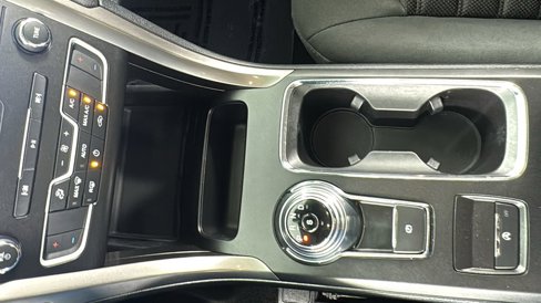 Used 2019 Ford Fusion SE image 26