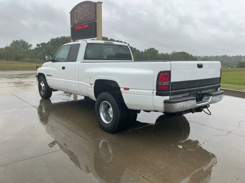 Used 2001 Dodge Ram 3500 Truck 2WD Quad Cab image 3