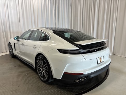 New 2025 Porsche Panamera 4 image 3