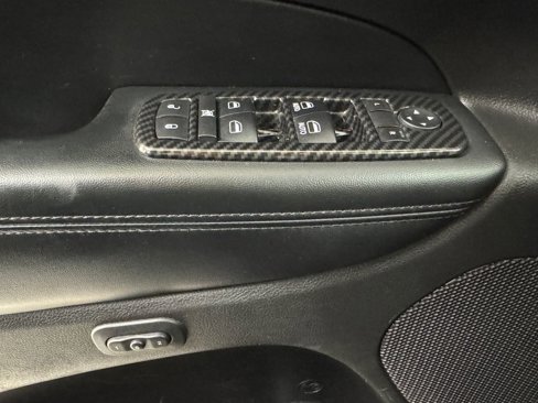 Used 2018 Jeep Grand Cherokee Limited image 27