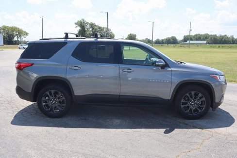 Used 2019 Chevrolet Traverse RS w/ LPO, 'HIT The Road' Package image 23