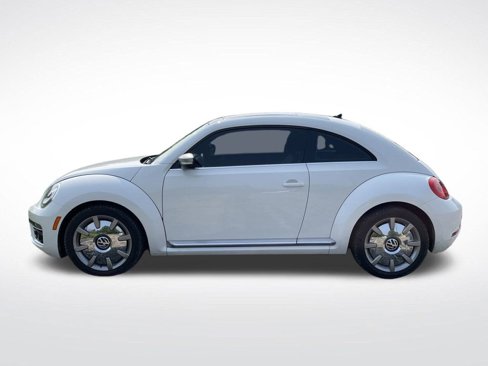 Used 2014 Volkswagen Beetle TDI image 5