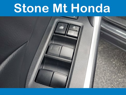 Used 2021 Toyota RAV4 XLE image 21