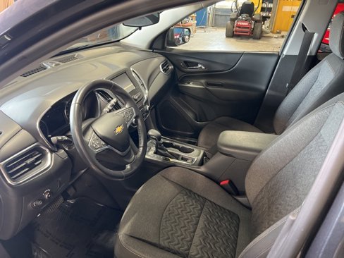 Used 2022 Chevrolet Equinox LT image 10