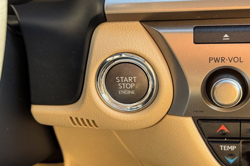 Used 2013 Lexus ES 350 image 22