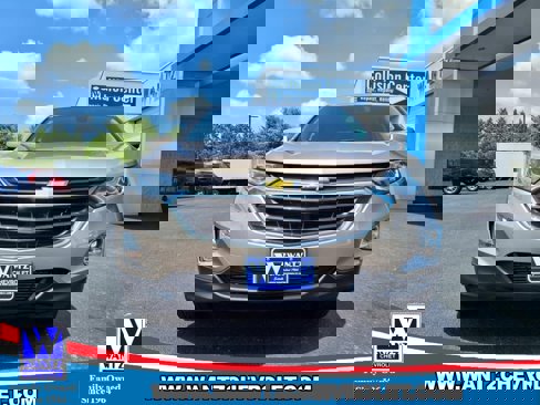 Used 2019 Chevrolet Equinox LT image 3