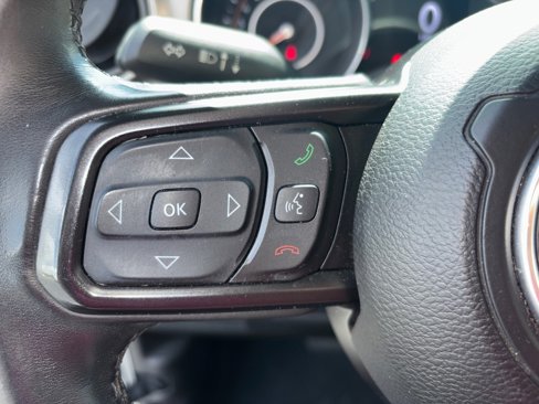 Used 2018 Jeep Wrangler Sport image 18
