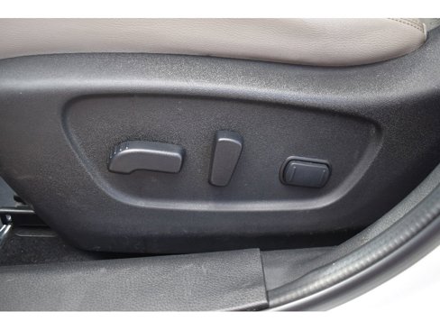 Used 2018 Nissan Rogue Sport SL image 12
