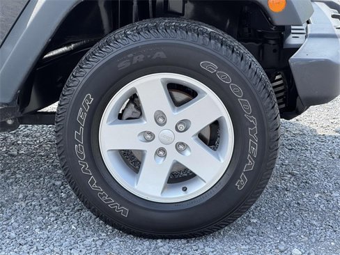Used 2018 Jeep Wrangler Unlimited Sport S image 25