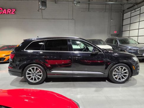 Used 2017 Audi Q7 3.0T Prestige w/ Prestige Package image 11