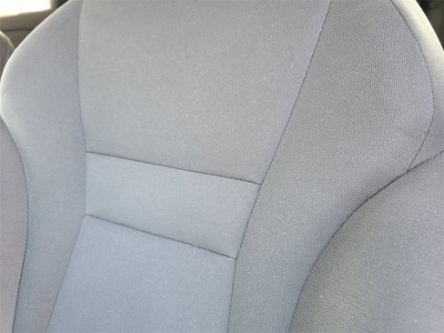 Used 2023 Nissan Rogue S image 12