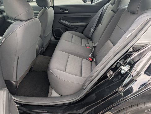 Used 2022 Nissan Altima 2.5 SV image 9