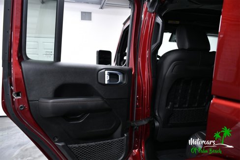Used 2022 Jeep Wrangler Unlimited Rubicon w/ Dual Top Group image 48