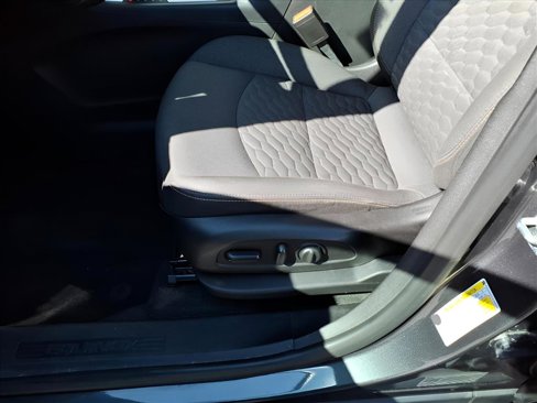 Used 2019 Chevrolet Equinox LT image 10