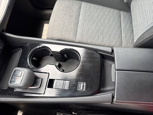 Used 2021 Nissan Rogue SV image 20