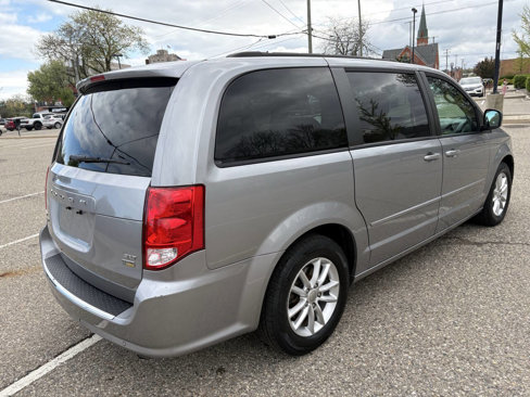 Used 2012 Dodge Grand Caravan SXT image 10