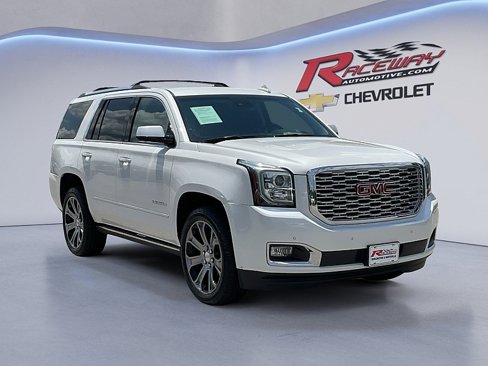 Used 2018 GMC Yukon Denali image 7