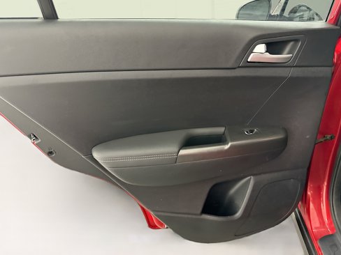 Used 2022 Kia Sportage LX image 26