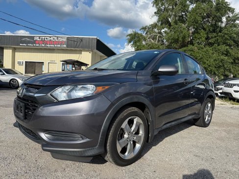 Used 2017 Honda HR-V LX image 1