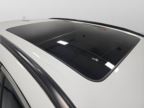 Used 2019 Nissan Murano SV w/ Premium Package image 16