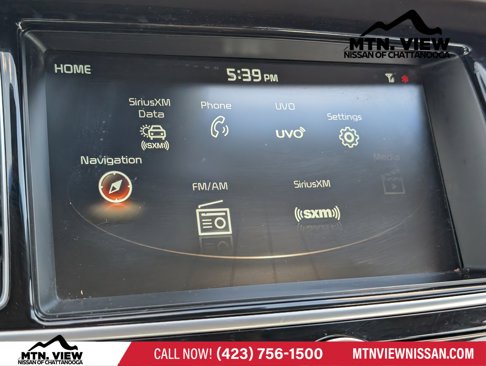 Used 2017 Kia K900 Luxury image 23