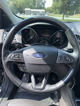 Used 2017 Ford Escape Titanium image 15