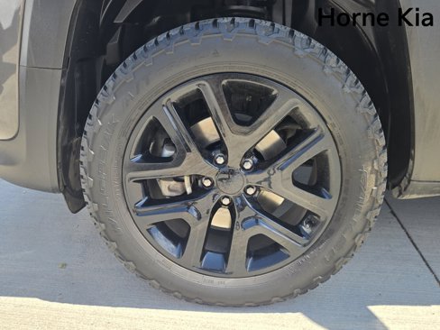 Used 2019 Jeep Renegade Altitude w/ Quick Order Package 2XM image 8
