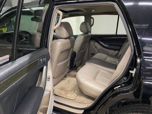 Used 2004 Toyota 4Runner Limited image 18