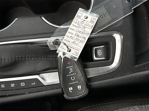 Used 2019 Chevrolet Equinox LT image 17
