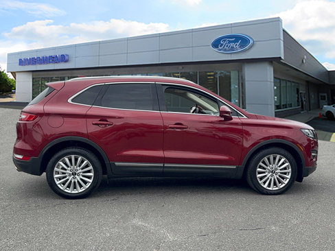 Used 2019 Lincoln MKC Premiere image 3